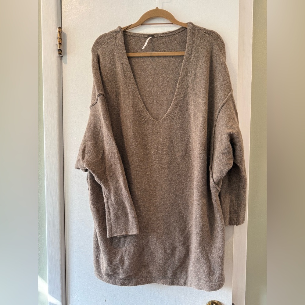 Free People Taupe V-Neck Sweater - Picture 3 of 4
